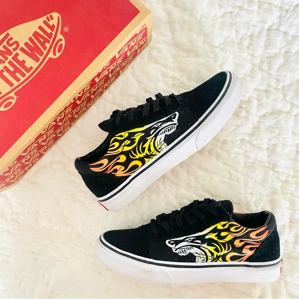 Vans dynamic shoes